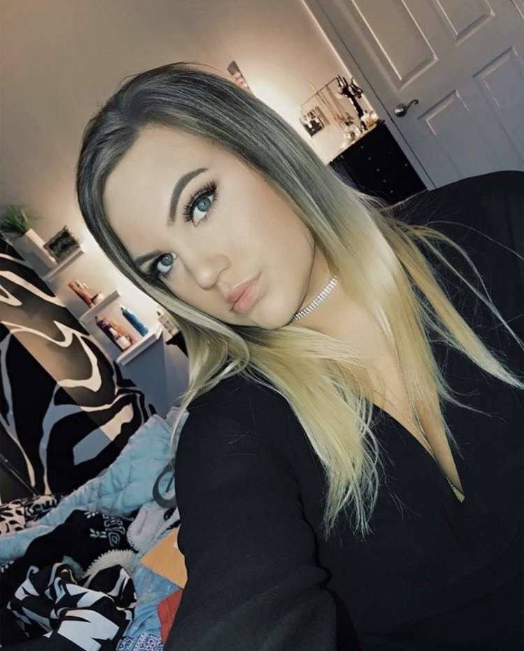 Sexy Karis 22 #8jVCVyvn