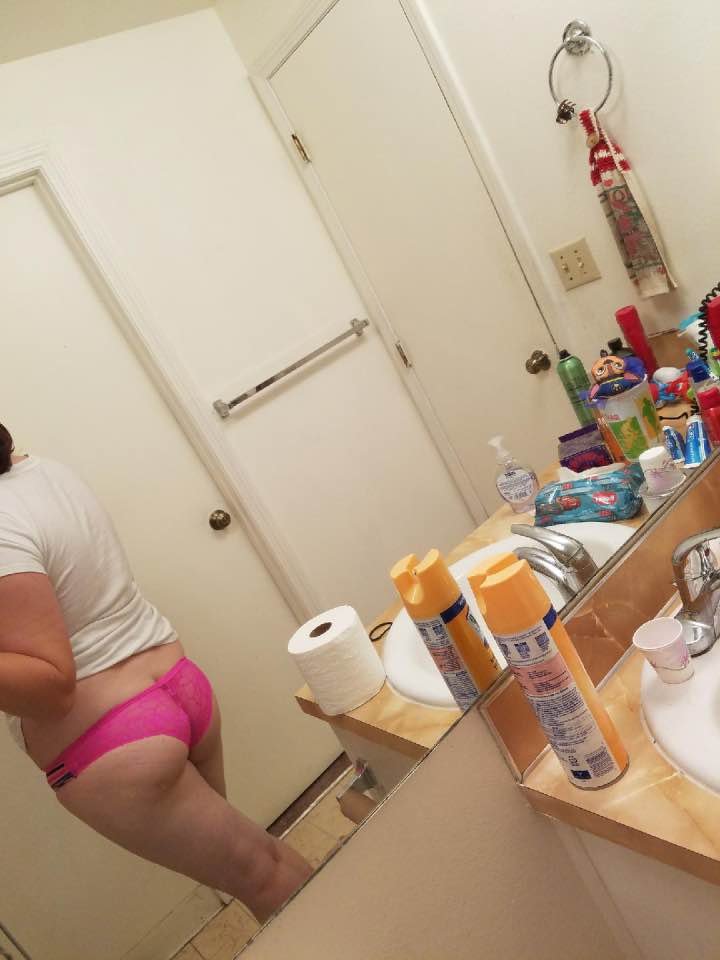 Sexy cunt milf spreads #PWhgzBz7